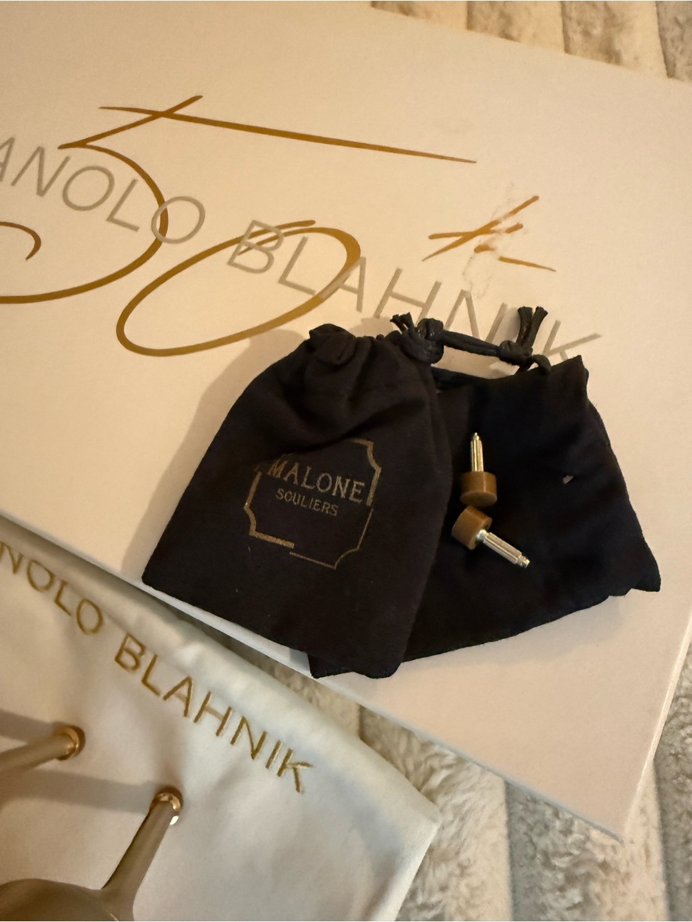 Manolo Blahnik Hangisi Crystal Buckle Mesh Pump NIB 6.5 US / 36.5 EU - Picture 4 of 15